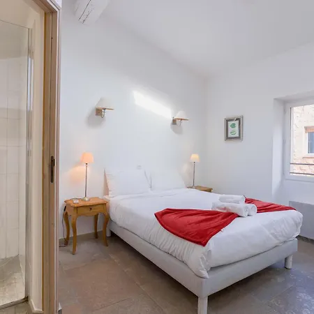 Maison Julia- Triplex Avec Rooftop Terrasse Vue Sur Et Cathedrale, 10 Mins A Pieds Du Palais Et Plages *